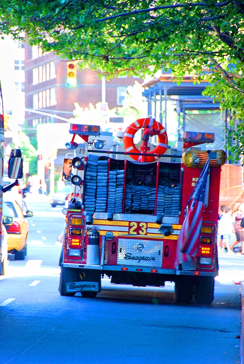 NY-FDNY_Responds_to_Alarm_at_West_72nd_St_Subway_Station-09.JPG