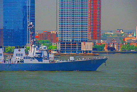 NY-Fleet_Week_2009-11-Navy_Ship-All_Men-On_Deck.JPG