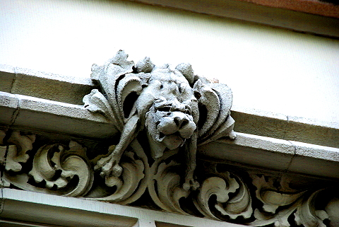 NY-Gargoyles_Cherubs_Beasts_Dragons-Riverside_Dr-02.JPG