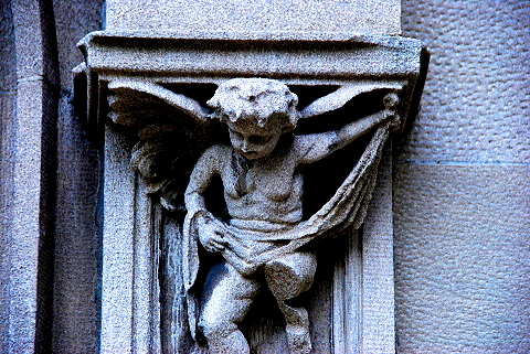 NY-Gargoyles_Cherubs_Beasts_Dragons-Riverside_Dr-15.JPG