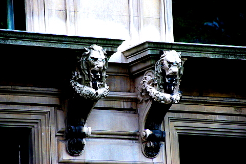 NY-Gargoyles_Cherubs_Beasts_Dragons-Riverside_Dr-19.JPG