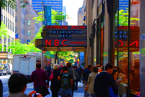 NY-GE_Building-12-Rainbow_Room_Observation_Deck_Neon_Sign.JPG