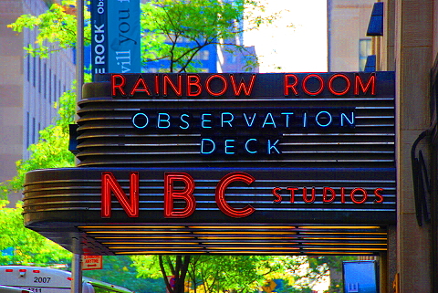 NY-GE_Building-13-Rainbow_Room_Observation_Deck_Neon_Sign.JPG