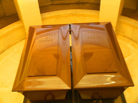 NY-General_Grant_National_Memorial-Grants_Tomb-06.JPG