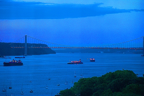 NY-George_Washington_Bridge-West_79th_Street_Boat_Basin-1.JPG