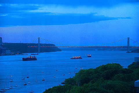 NY-George_Washington_Bridge-West_79th_Street_Boat_Basin-2.JPG