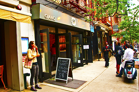 NY-Gianos_Restaurant_SoSauce_Hosts_SHIFT-Art_Event-Lower_Eastside-01.jpg