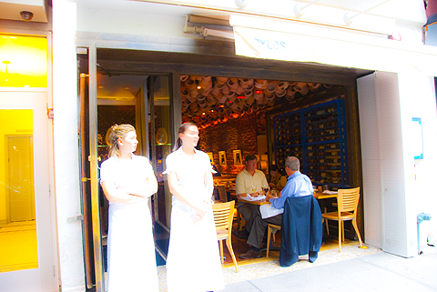 NY-Gianos_Restaurant_SoSauce_Hosts_SHIFT-Art_Event-Lower_Eastside-04.jpg