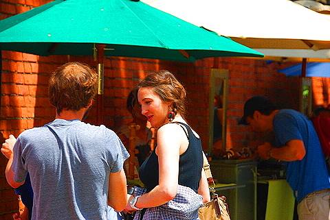 NY-Girl_Watching_in_Soho-17.JPG
