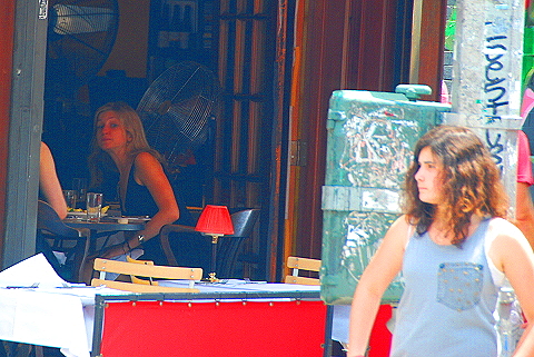NY-Girl_Watching_in_Soho-25.JPG