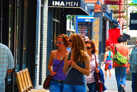 NY-Girl_Watching_in_Soho-26.JPG
