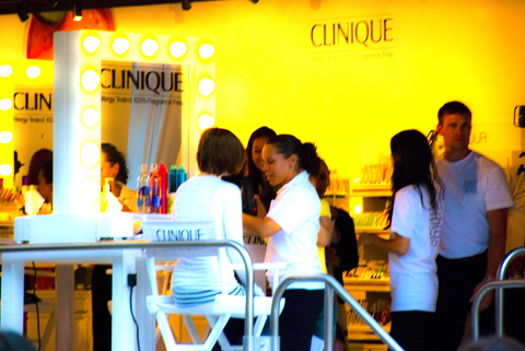 NY-Girls_of_The_Clinique_Fresh_Faces_Tour_2009-05.jpg