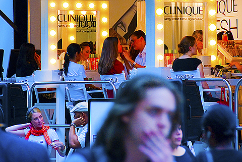 NY-Girls_of_The_Clinique_Fresh_Faces_Tour_2009-09.jpg