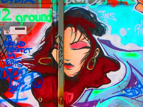 NY-Graffiti_on_Avenue_C-Alphabet_City-LES-05.JPG