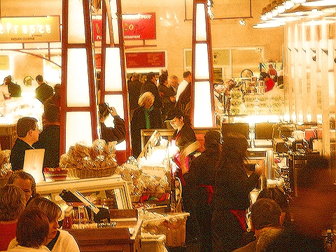 NY-Grand_Central_Station_Terminal-Food_Court-02.JPG