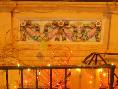 NY-Greenwich_Village-Christmas_Windows-09.JPG