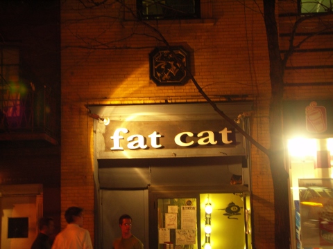 NY-Greenwich_Village-Christmas_Windows-12.JPG