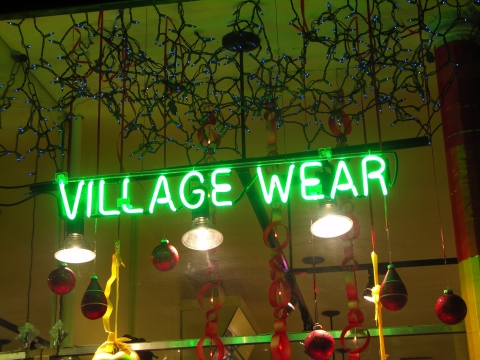 NY-Greenwich_Village-Christmas_Windows-15.JPG