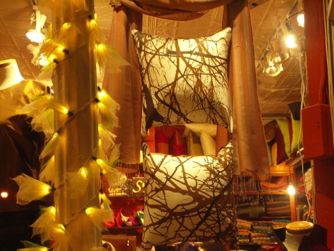 NY-Greenwich_Village-Christmas_Windows-22.JPG