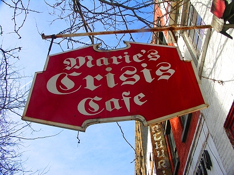 NY-Greenwich_Village-Christmas_Windows-23-Marcies_Crisis_Cafe.JPG