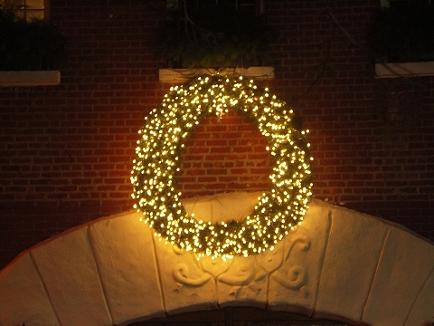 NY-Greenwich_Village-Christmas_Windows-40.JPG