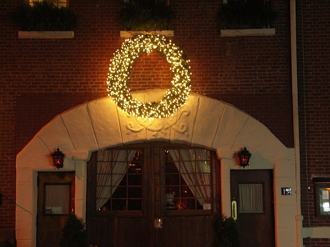 NY-Greenwich_Village-Christmas_Windows-41.JPG