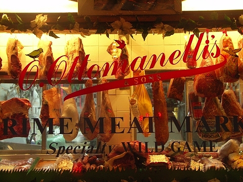 NY-Greenwich_Village-Christmas_Windows-57.JPG