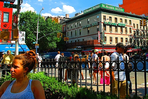 NY-Greenwich_Village-Friday_in_Summer-04-Cooper_Union-St_Marks_Place.JPG