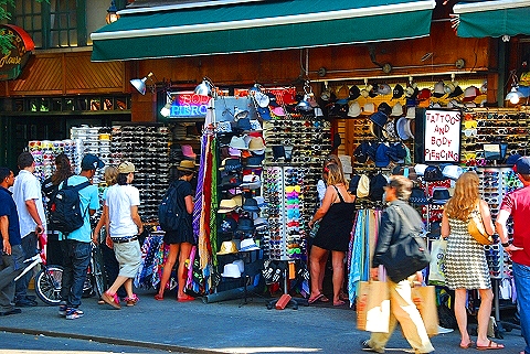 NY-Greenwich_Village-Friday_in_Summer-07-Cooper_Union-St_Marks_Place.JPG