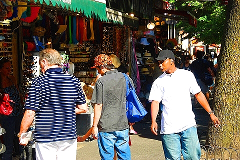 NY-Greenwich_Village-Friday_in_Summer-09-Cooper_Union-St_Marks_Place.JPG