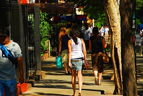 NY-Greenwich_Village-Friday_in_Summer-26-Cooper_Union-St_Marks_Place.JPG