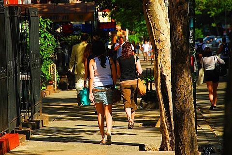 NY-Greenwich_Village-Friday_in_Summer-27-Cooper_Union-St_Marks_Place.JPG