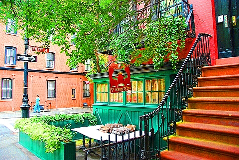 NY-Greenwich_Village_Summer-15-Signs-Waverly_Inn-3.JPG