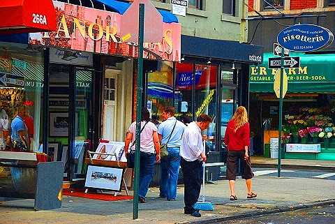 NY-Greenwich_Village_Summer-50-People_Side-walk_Sweeper_and_the_Girl3.JPG