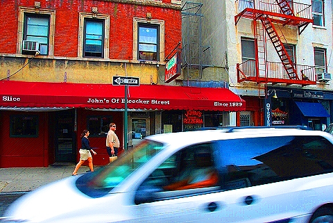 NY-Greenwich_Village_Summer-53-People_Johns_Pizzeria-Port_Alba-2.JPG