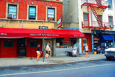 NY-Greenwich_Village_Summer-53-People_Johns_Pizzeria-Port_Alba-3.JPG
