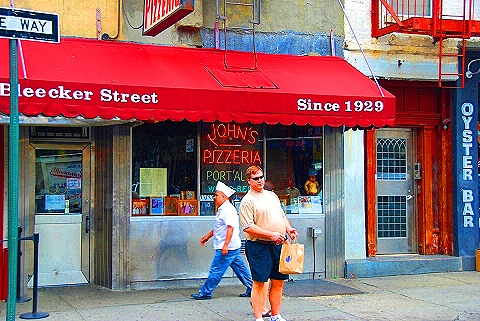 NY-Greenwich_Village_Summer-53-People_Johns_Pizzeria-Port_Alba-5.JPG