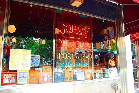 NY-Greenwich_Village_Summer-53-People_Johns_Pizzeria-Port_Alba-7.JPG