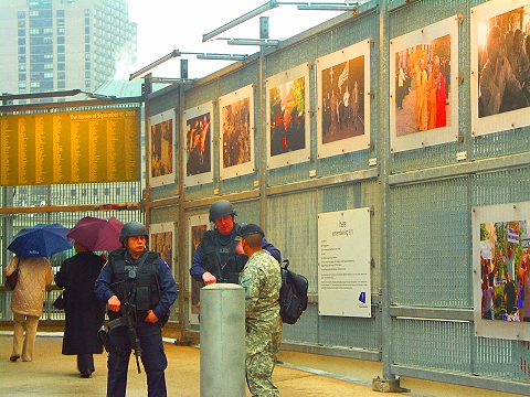 NY-Ground_Zero-Path_and_Subway_Station_at_World_Trade_Center05.JPG