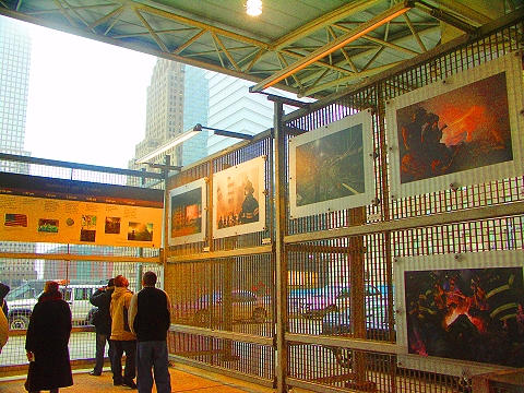NY-Ground_Zero-Path_and_Subway_Station_at_World_Trade_Center07.JPG