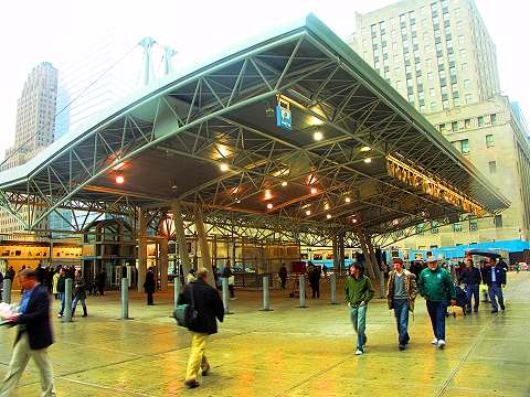 NY-Ground_Zero-Path_and_Subway_Station_at_World_Trade_Center18.JPG