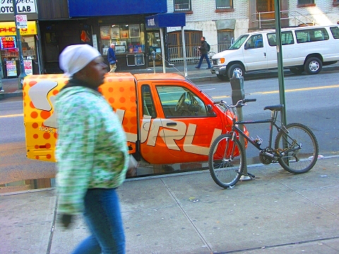 NY-Guru_Energy_Drink_Tricycle_on_West_14th_Street-04.JPG
