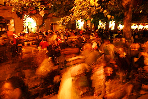 NY-Halloween_on_West_69th_Street-2008-15.JPG