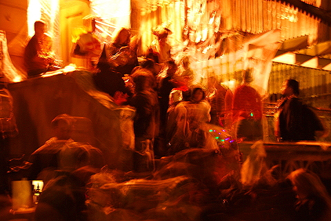 NY-Halloween_on_West_69th_Street-2008-21.JPG