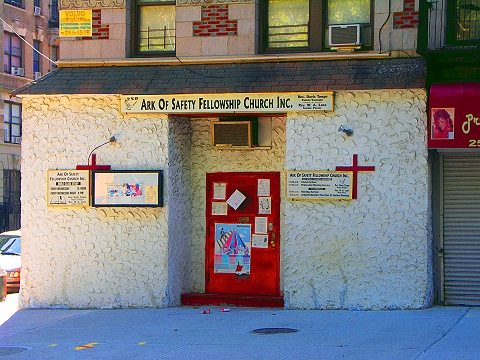 NY-Harlem-Ark_of_Safety_Fellowship_Church-02.JPG