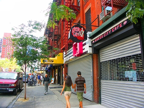 NY-Hells_Kitchen-14-Naked_City_Cafe.JPG