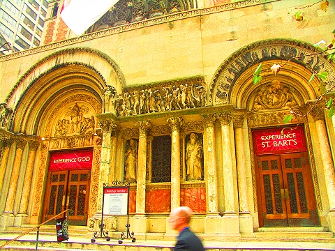 NY-Holiday_Gist_Shops_at_St_Barts-Park_Avenue-06.jpg