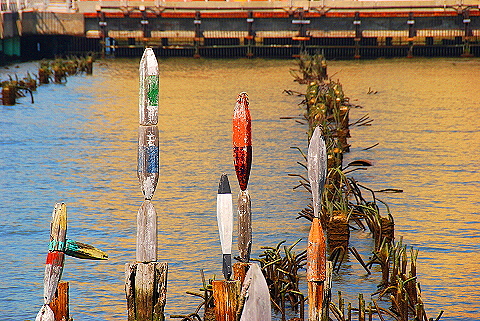 NY-Hudson_River_Park-Art_Sculptures_and_River_Views-16.JPG