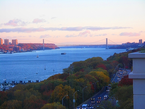 NY-Hudson_River_Sunrise-Fall_Foliage-07.JPG