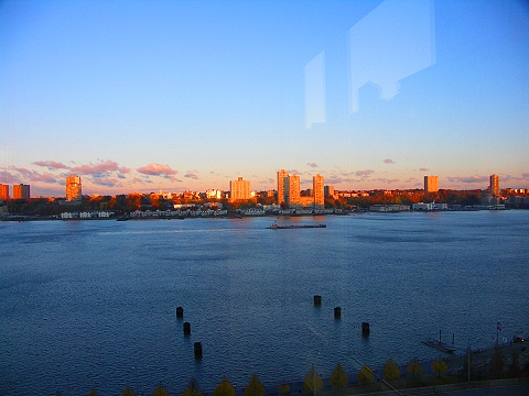 NY-Hudson_River_Sunrise-Fall_Foliage-08.JPG